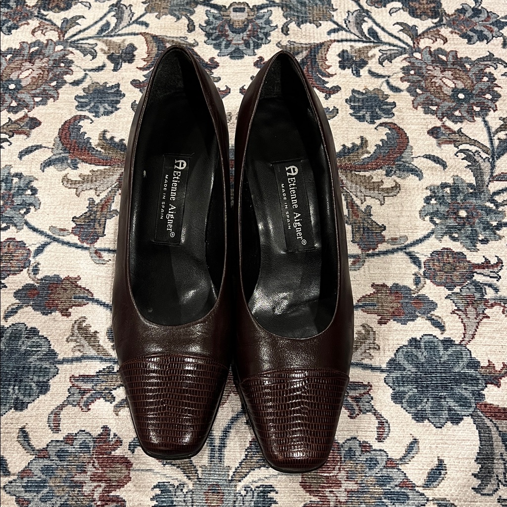 Etienne Aigner Dark Brown Leather Pumps Kitten Heel Dressy Office Size 8m